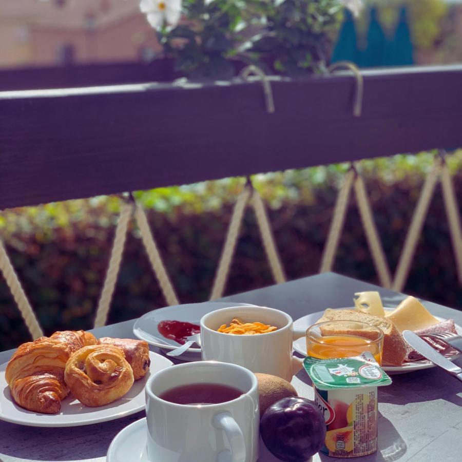 Hotel Le Belvedere Сен-Сиприен Экстерьер фото