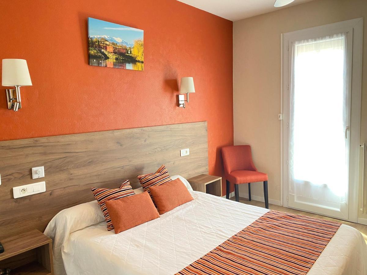 Hotel Le Belvedere Сен-Сиприен Экстерьер фото